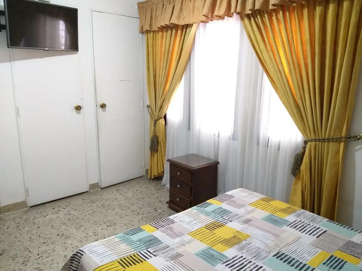 Casa Hotel El Jardin Medellin 2*,  Colombia